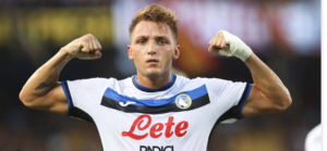 Mateo Retegui Transfer: Arsenal and Manchester United Battle for Atalanta Striker