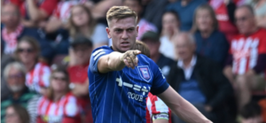 Manchester United and Chelsea are both interested in the £40m-rated Ipswich striker, who has scored 10 Premier League goals this season. Read more.