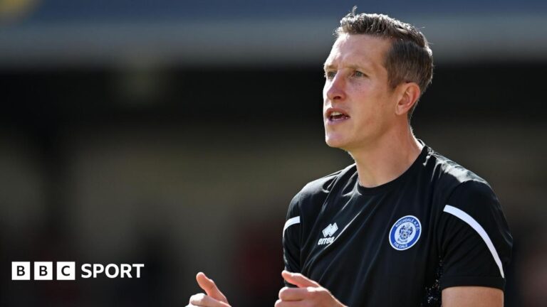 McNulty Makes Surprise Switch from Rochdale to Take Stockport Hotseat