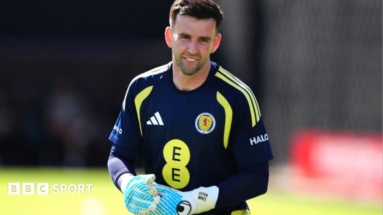 Scotland’s Kelly extends ‘special’ Rangers stay